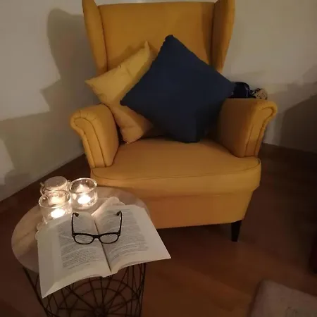 In Mit Grossem Garten Appartement Turanj